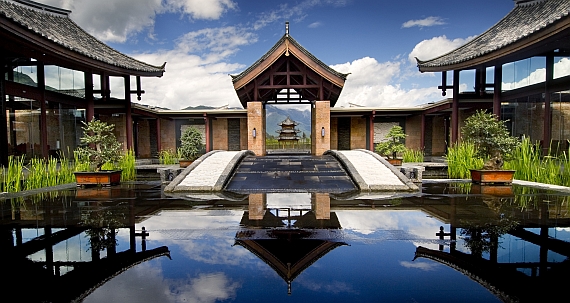 The French lust for Asian leisure