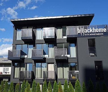 Balance between concept and rate