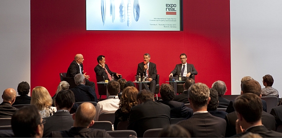 Nonstop session about financing