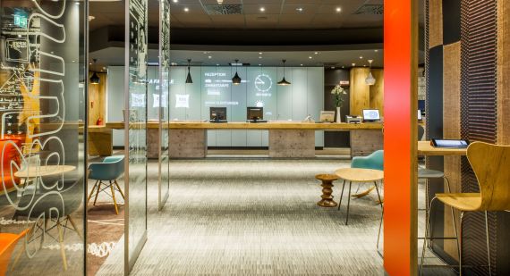 Das neue ibis-Outfit