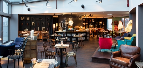 Signals from large investors