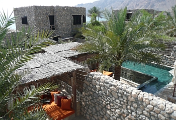 Challenging beauties