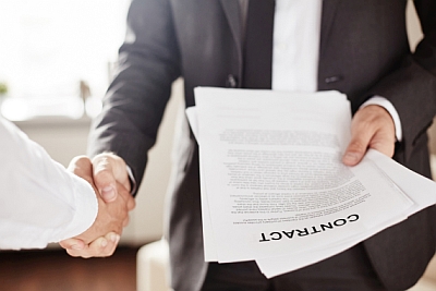 Performance control on the horizon