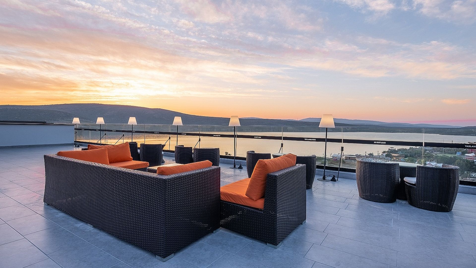 Ping-Pong der Giganten