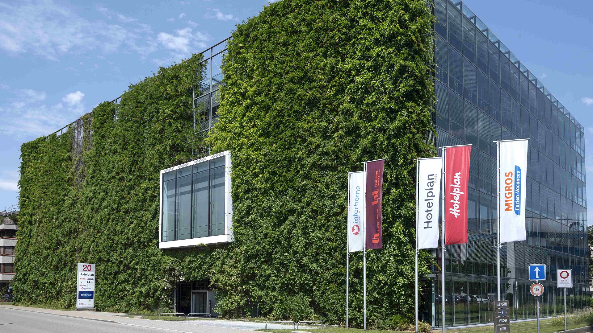 DERTOUR übernimmt Hotelplan – ohne Interhome