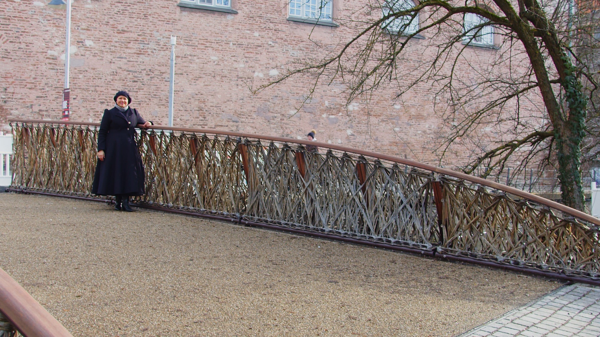 A bridge with the sound of my footsteps