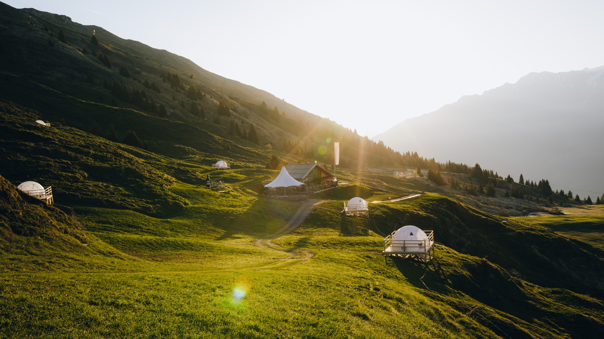 Bubble-Suiten auf der Almwiese