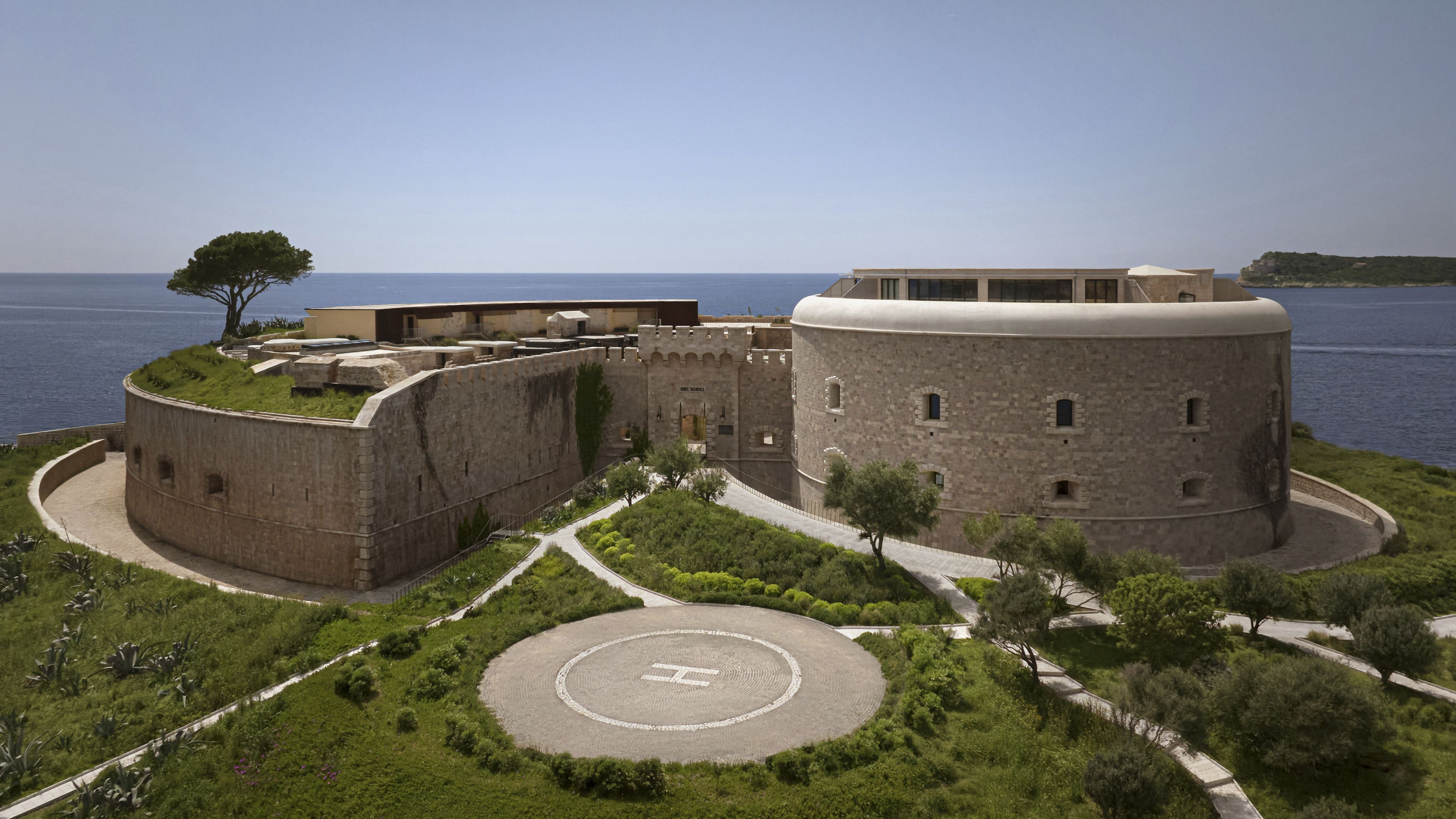 Mamula Island by Banyan Tree_Helipad_exterior_16-9_1920_c Banyan Tree