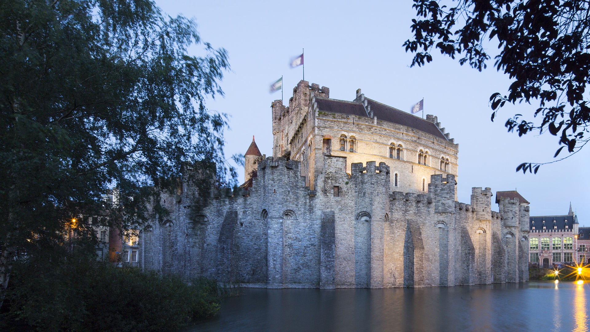 //static.hospitalityinside.com/image/convert/hos/2026/10/15/gravensteen-castle-ghent-flanders-16-9-1920-c-tom-d-haenens-visitflanders-6ad09707c6897709543107.jpg?s=6a66e437bc74fdffc57a4ab3e1636be3