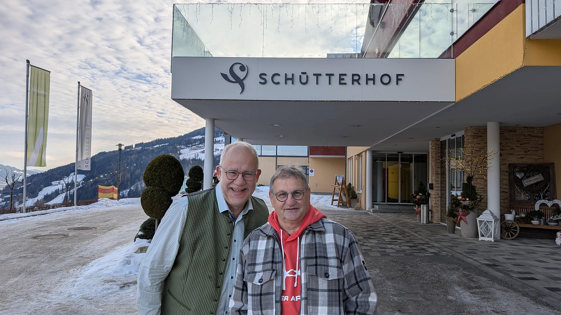 Manfred Steinberger and Roland Gyger (left)