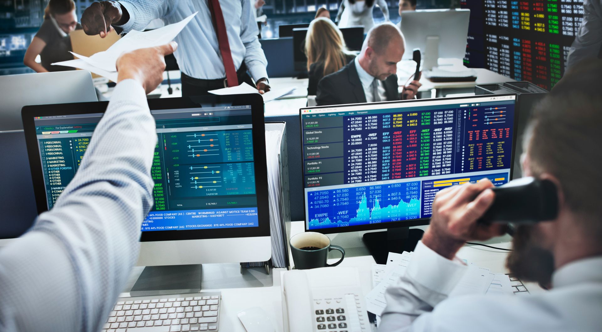 What factors have an influence on hotel shares? 