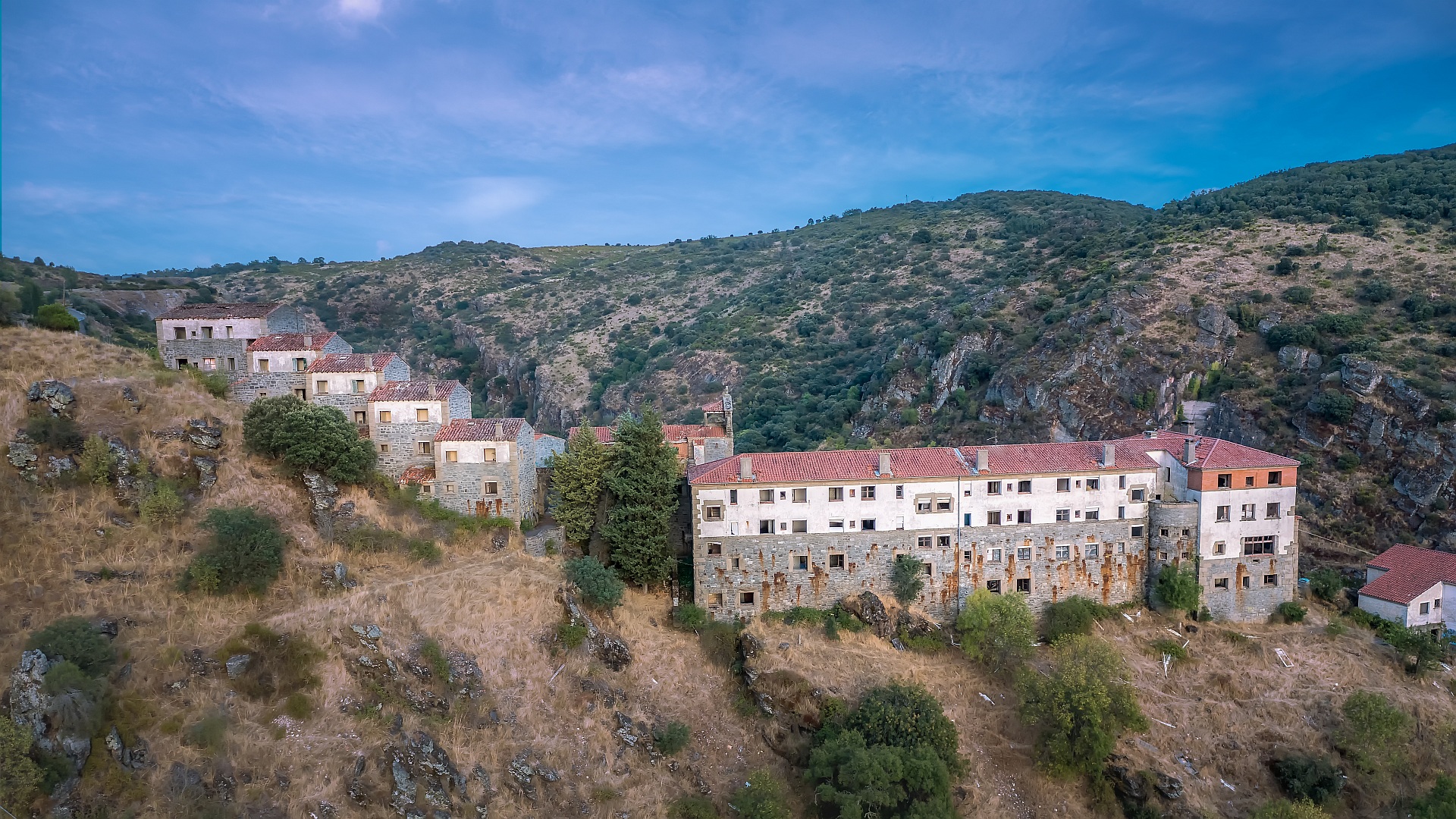 Geisterdörfer wandeln sich zu Luxus-Ökosystemen